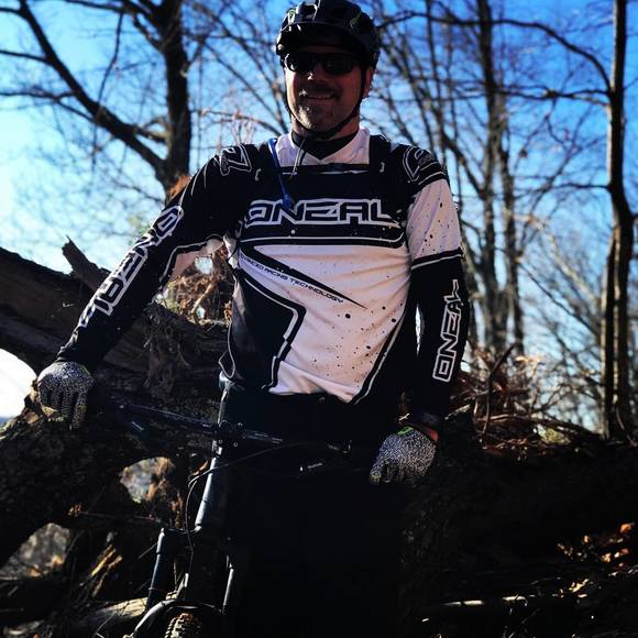 Meet your Posher, Cliff - Picture 1 of 1